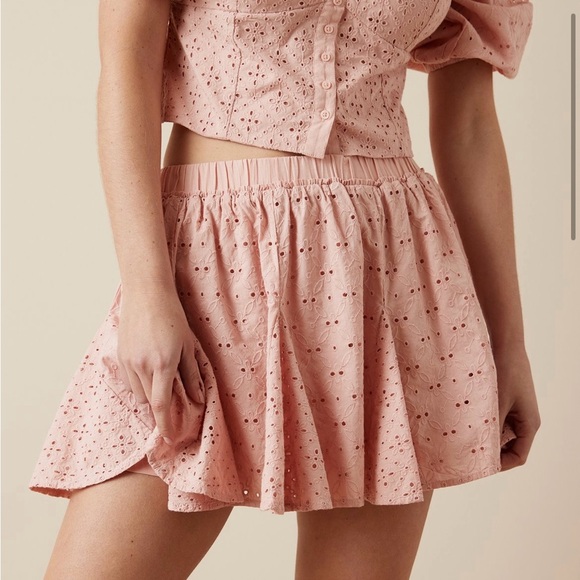 American Eagle High-Waisted Mini Skort - Picture 3 of 5